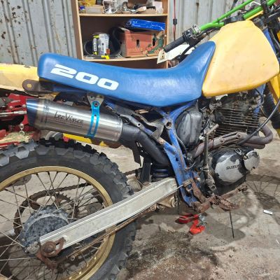 1990 Suzuki DR 200